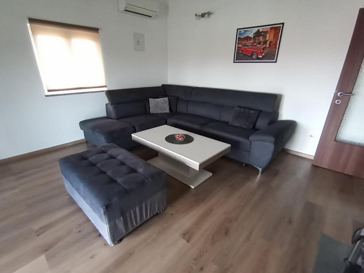 Apartment Sofija Galižana Esterno foto